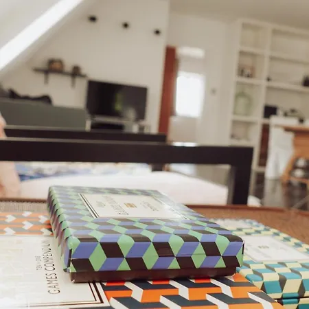 Winehouse Living Лойчах