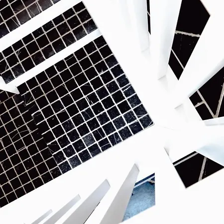 Winehouse Living Лойчах